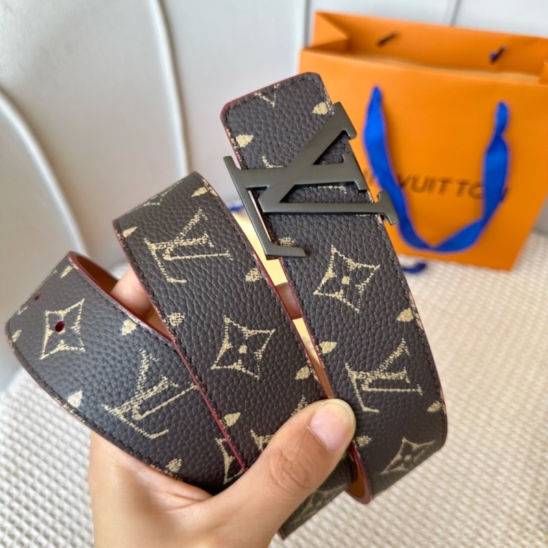 l0vis Vvtt0n belts